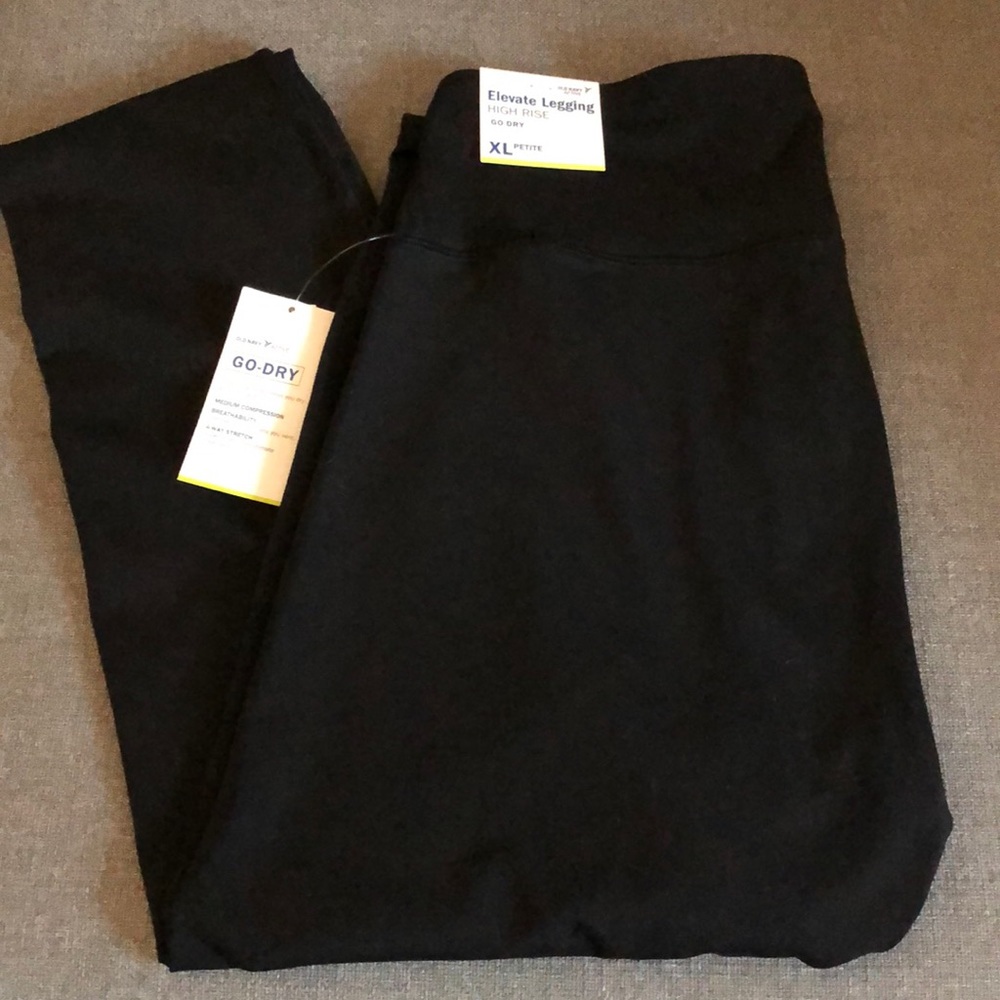 Old Navy Go-Dry Petite leggings